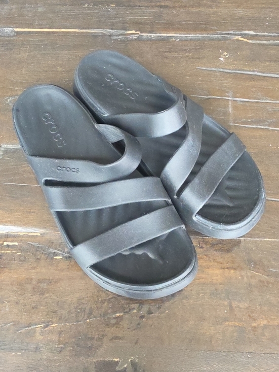 CROCS Shoes - (7) CROCS Women's Black Multi-Strap Slide Sandals Summer Vacation Athleisure Wow